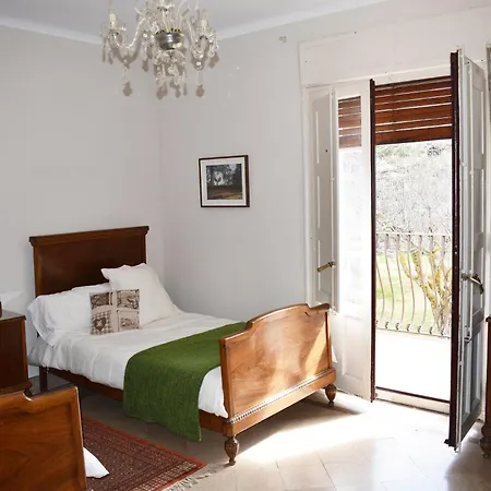 Casa 12 Con Jardín En Chía, Benasque La Casa Del Tilo Сasa de vacaciones *