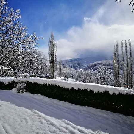 Casa 12 Con Jardín En Chía, Benasque La Casa Del Tilo Chía
