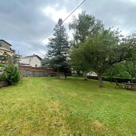 Casa 12 Con Jardin En Chia, Benasque La Casa Del Tilo Chía