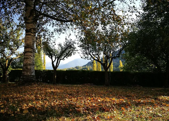 Dom wakacyjny Casa 12 Con Jardin En Chia, Benasque La Casa Del Tilo *